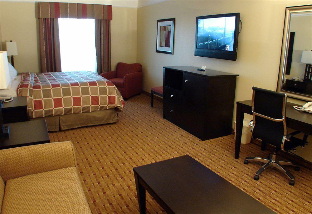 ซูเปอร์ 8 บาย วินด์แฮม ฮิดัลโก/แมคแคลแลน แอเรีย Hotel Hidalgo ภายนอก รูปภาพ
