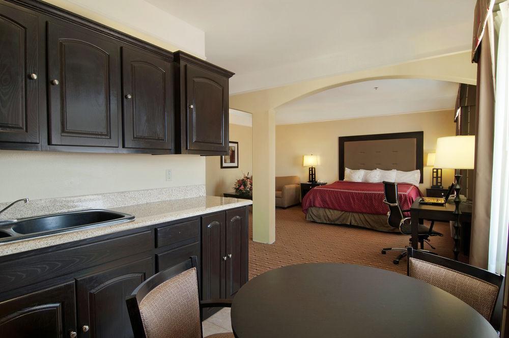 ซูเปอร์ 8 บาย วินด์แฮม ฮิดัลโก/แมคแคลแลน แอเรีย Hotel Hidalgo ห้อง รูปภาพ